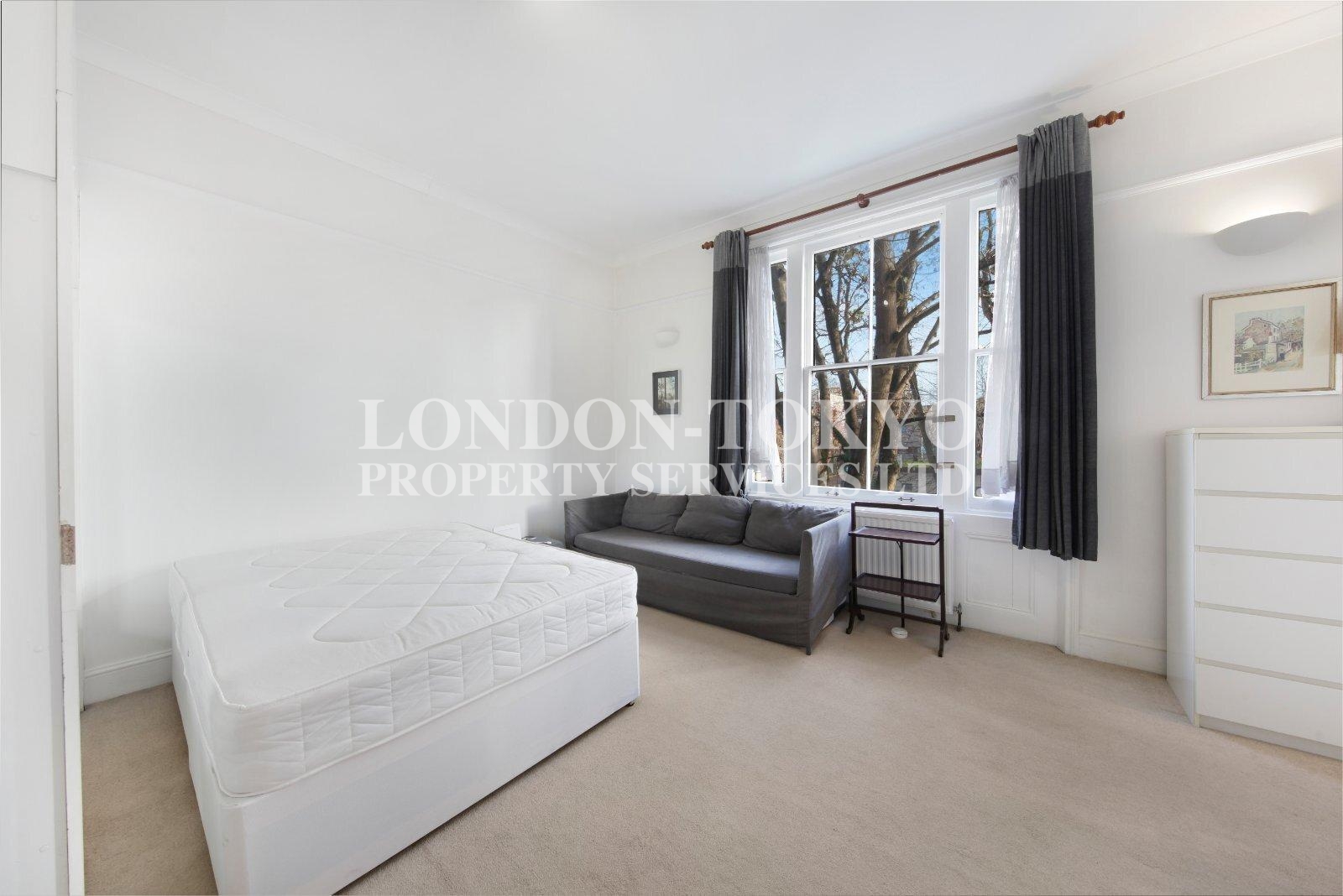 Marlborough Hill, NW8