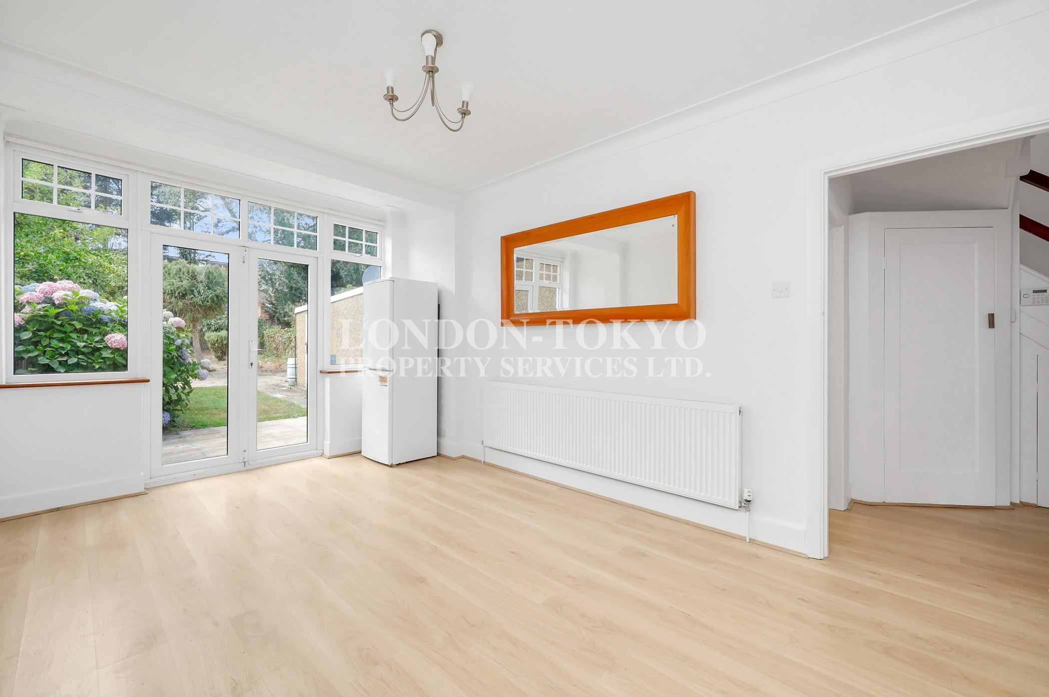Lynton Mead, N20