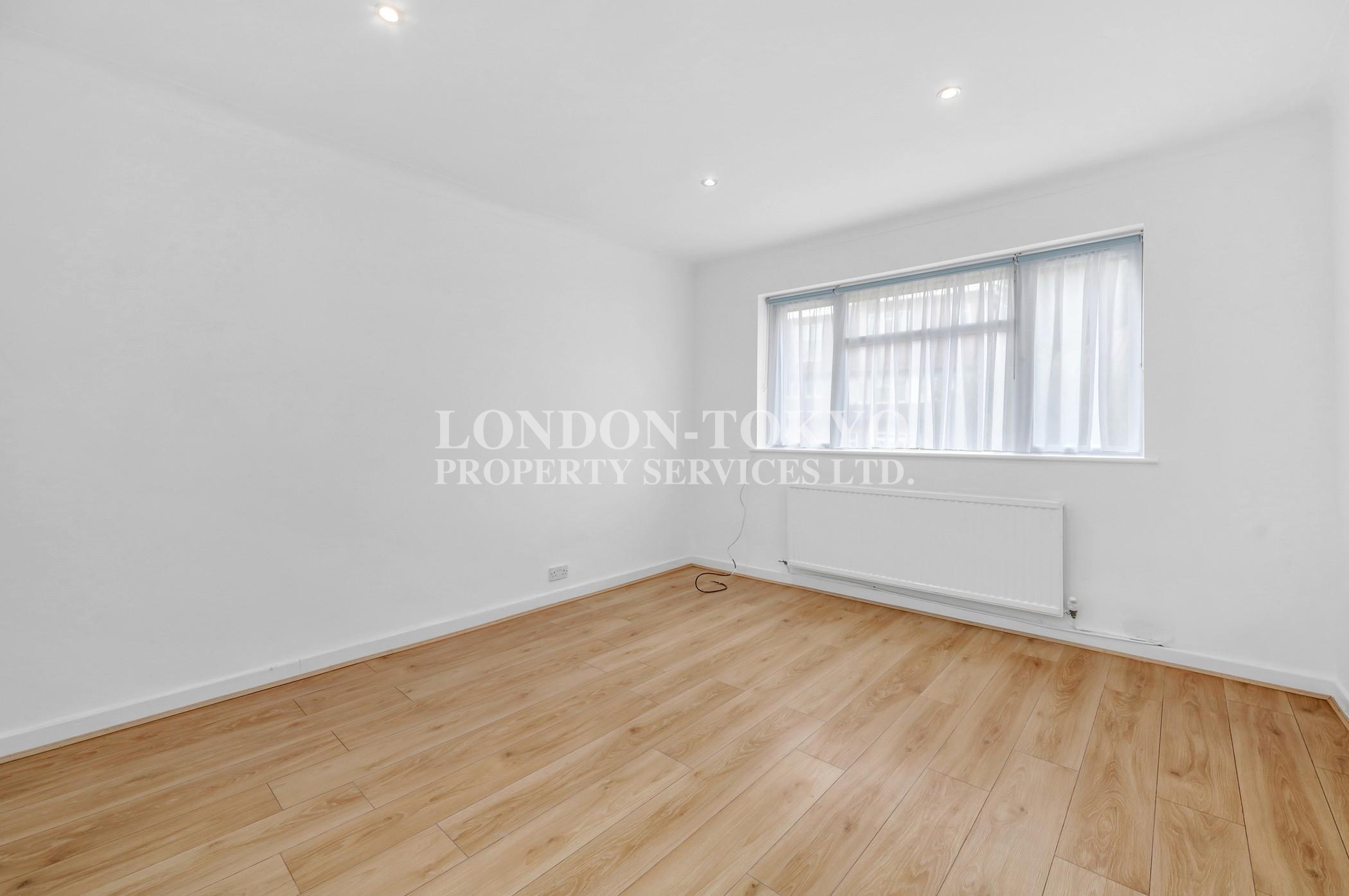 Northwood Gardens, N12 