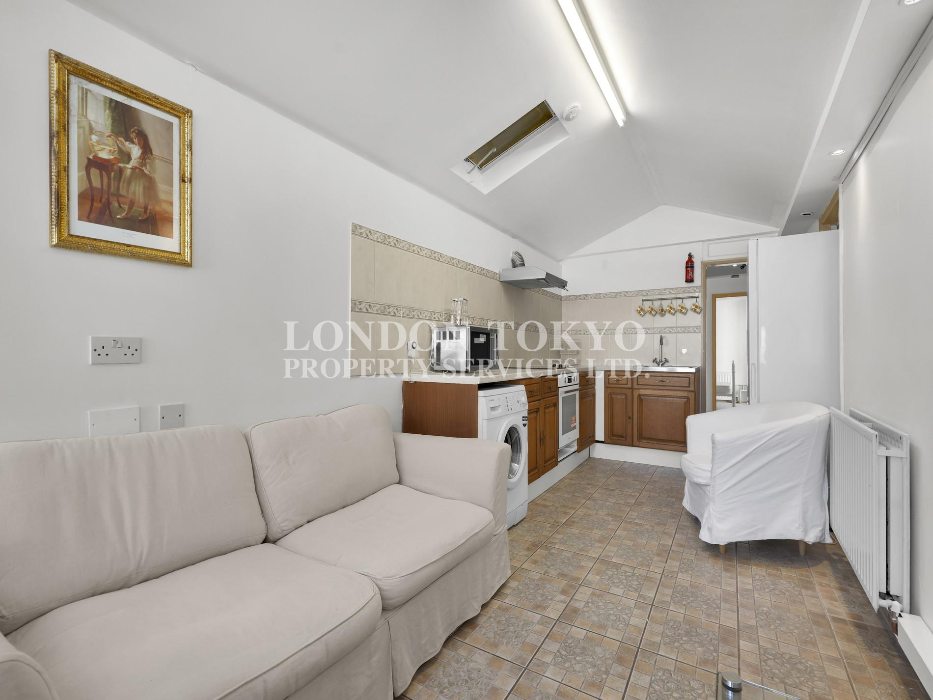 Lowfield Road W3 :: London-Tokyo Property Service