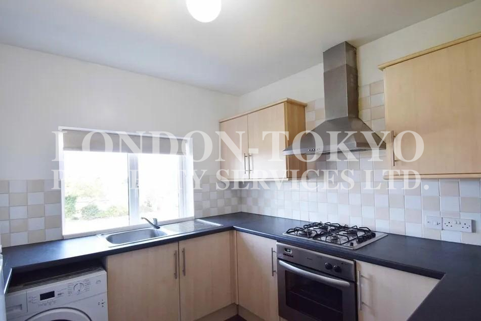 Hendon way NW4 :: London-Tokyo Property Service