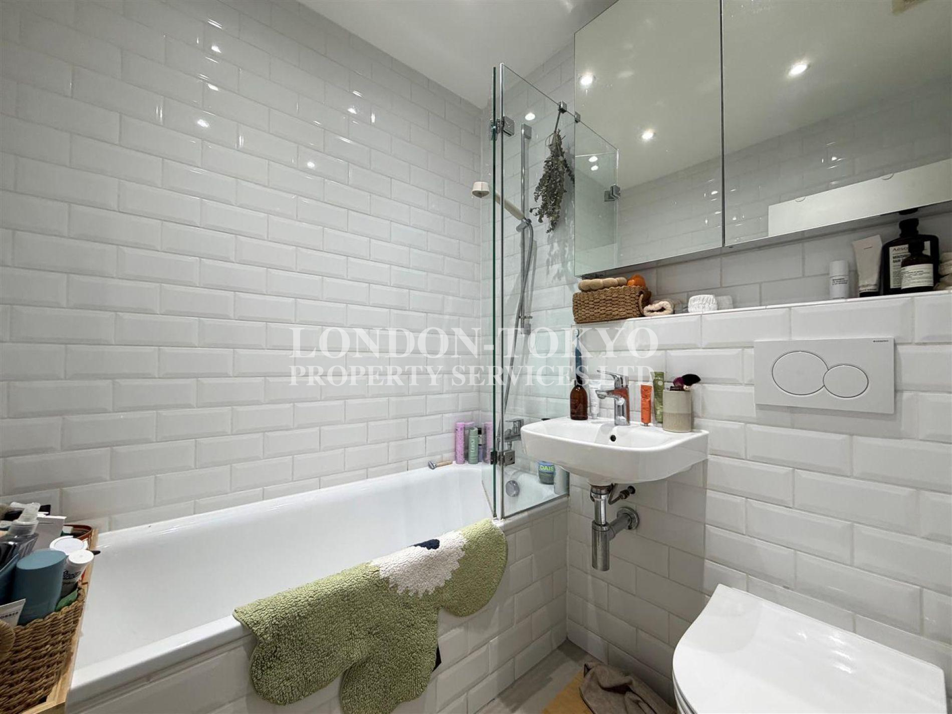 Sinclair Road W14 :: London-Tokyo Property Service