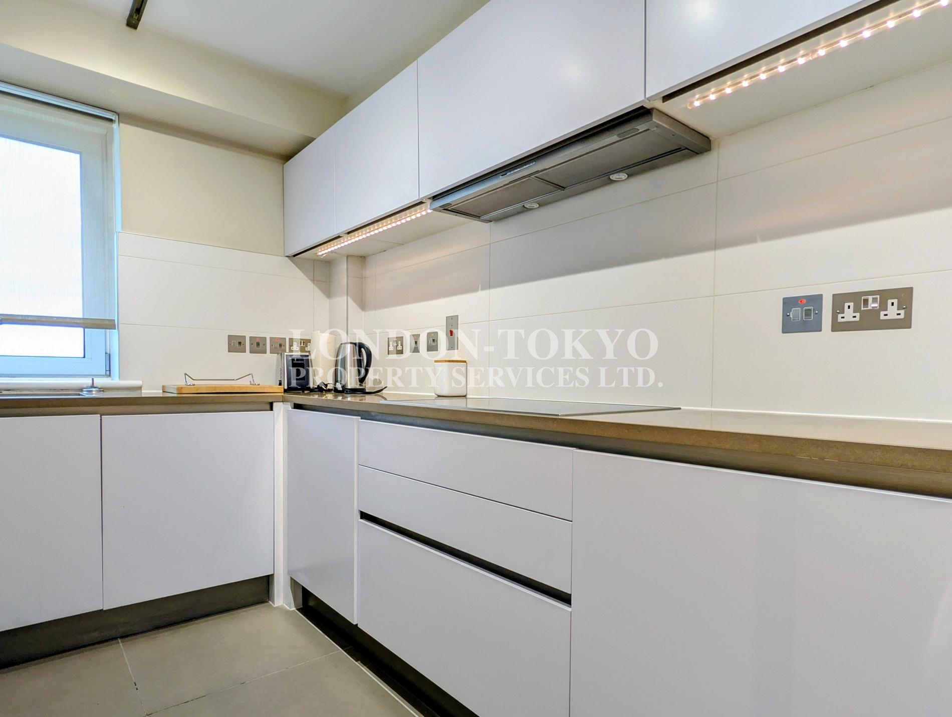 20 Abbey Road NW8 :: London-Tokyo Property Service