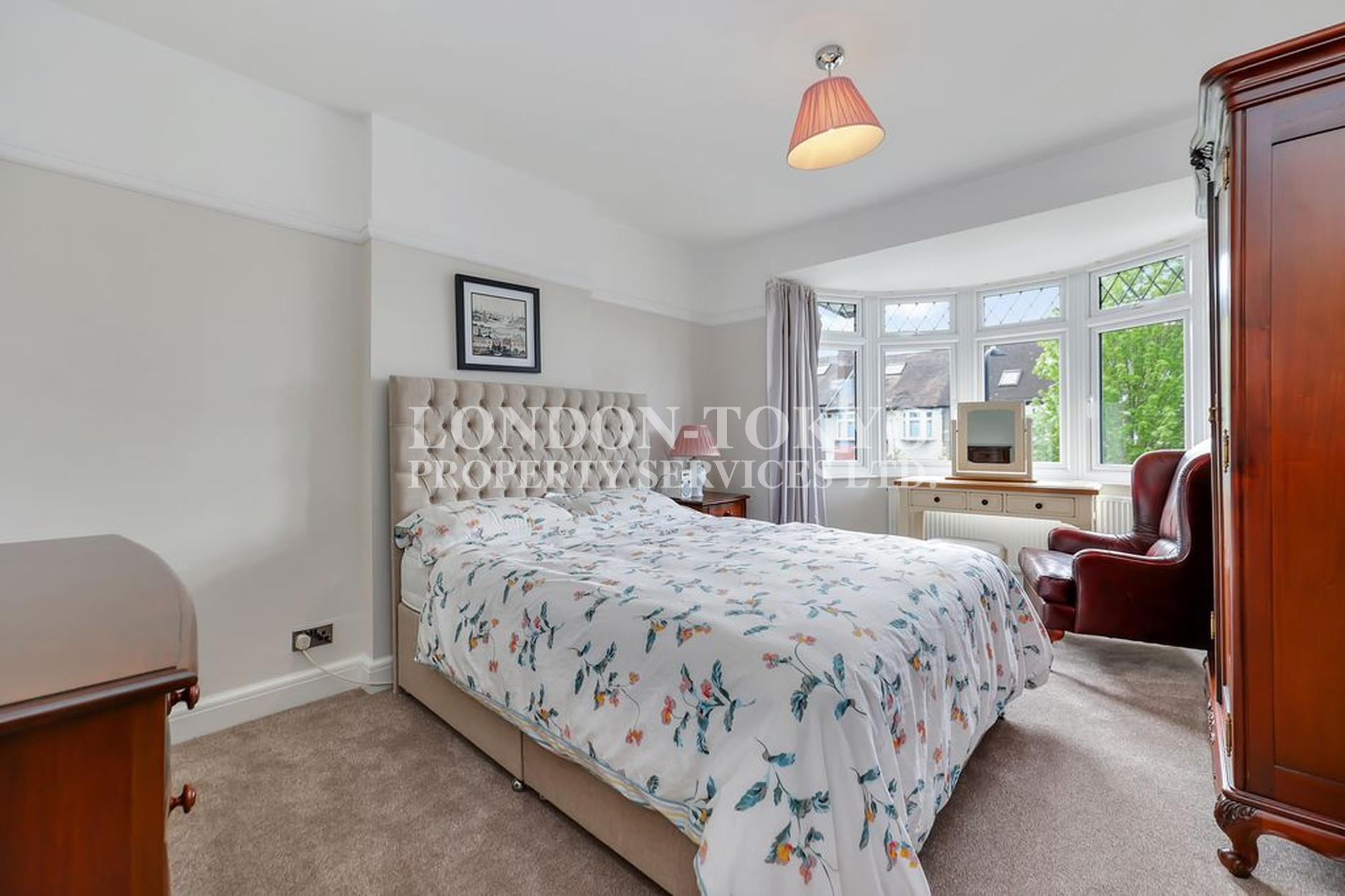 Mulgrave Road W5 :: London-Tokyo Property Service