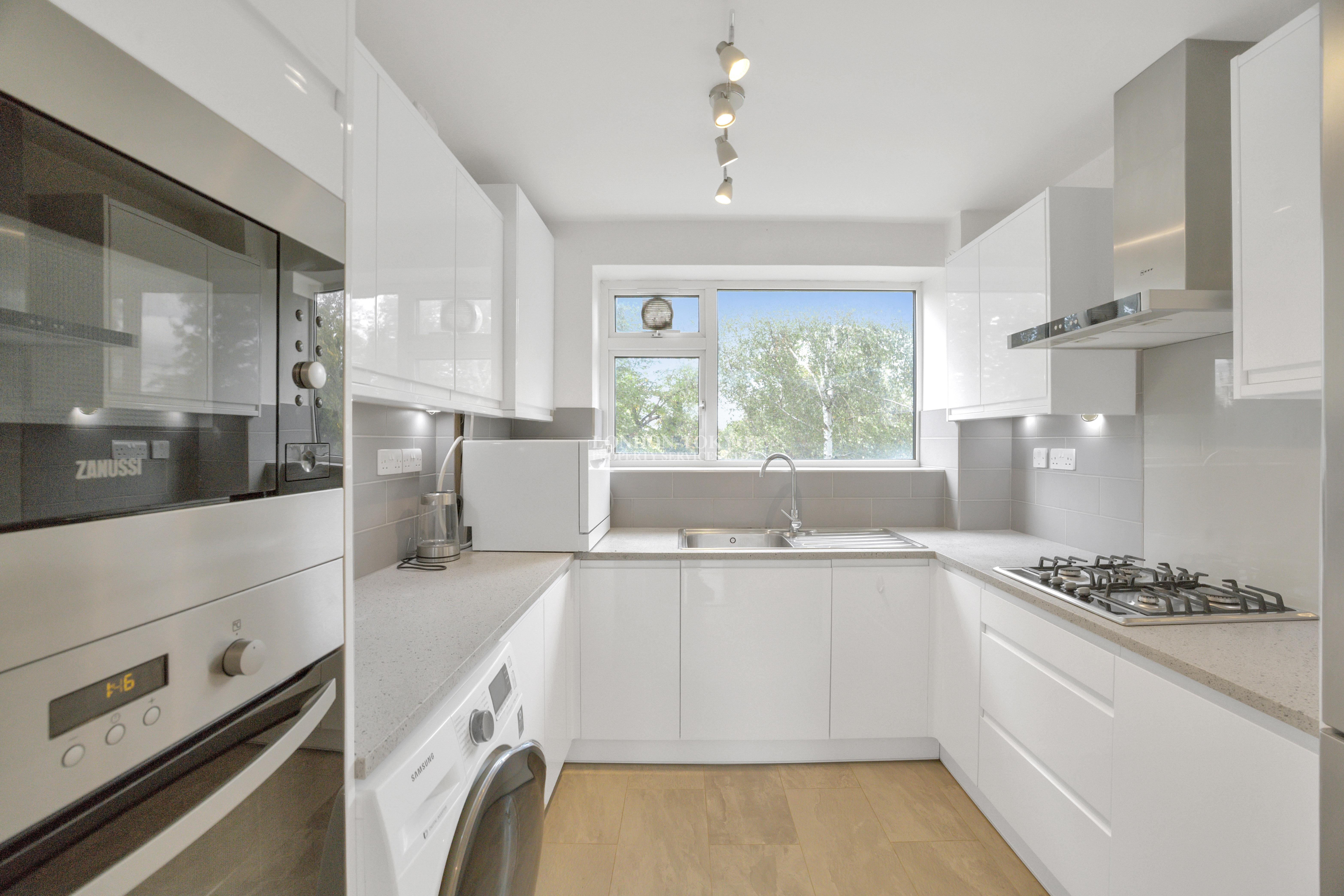 Gunnersbury Manor W5 :: London-Tokyo Property Service