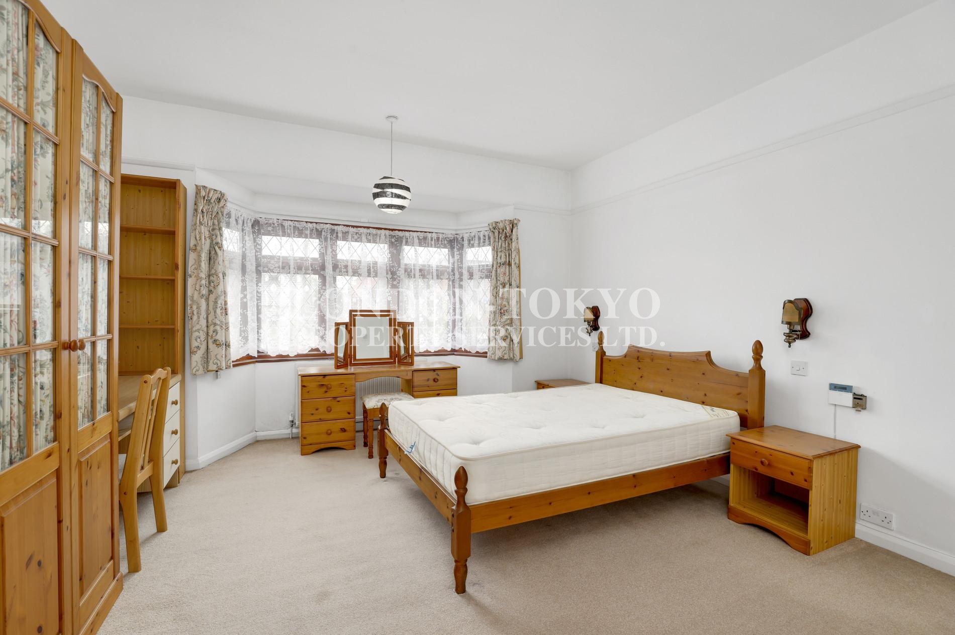 Acton, London W3 :: London-Tokyo Property Service