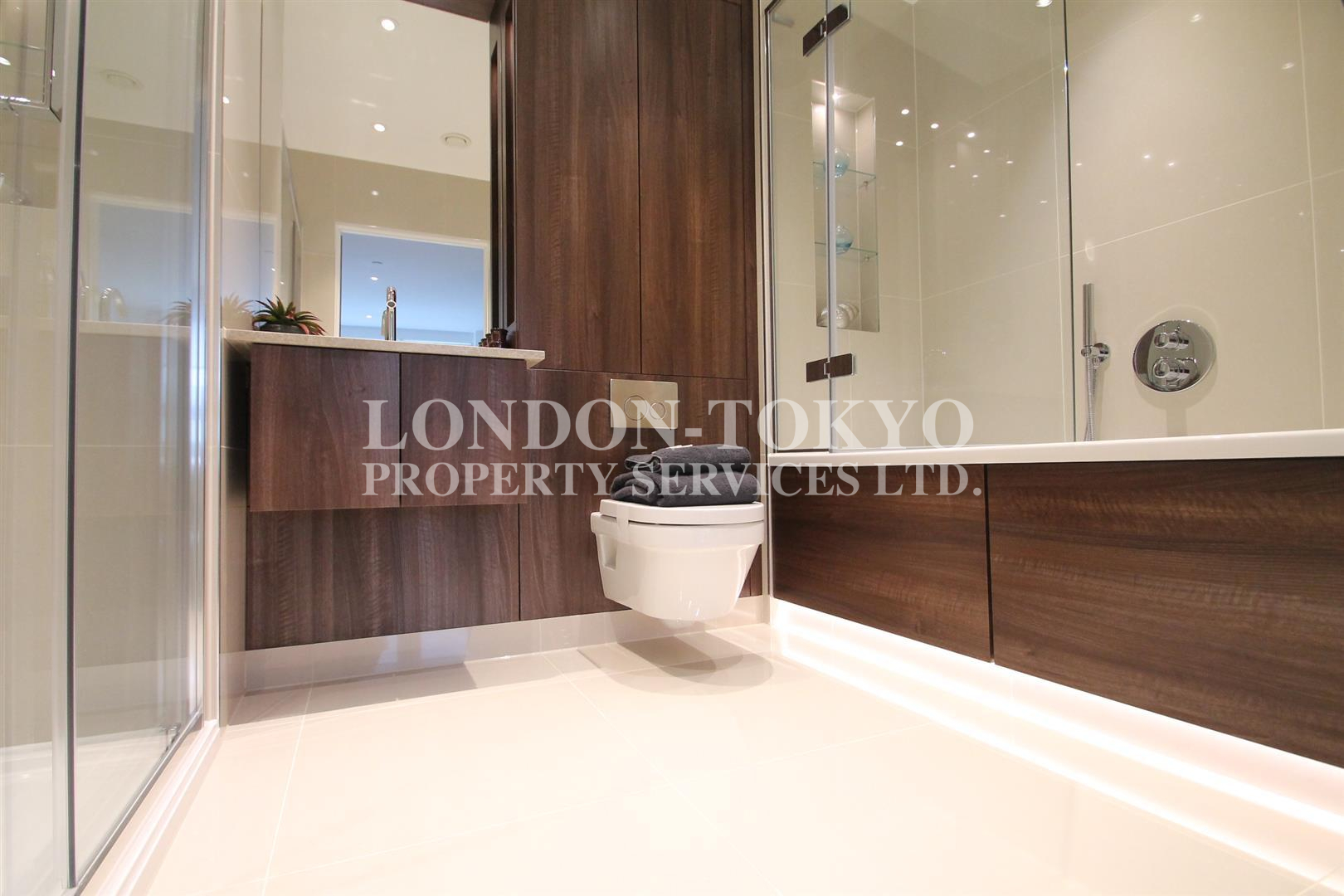 Longfield Avenue W5 :: London-Tokyo Property Service