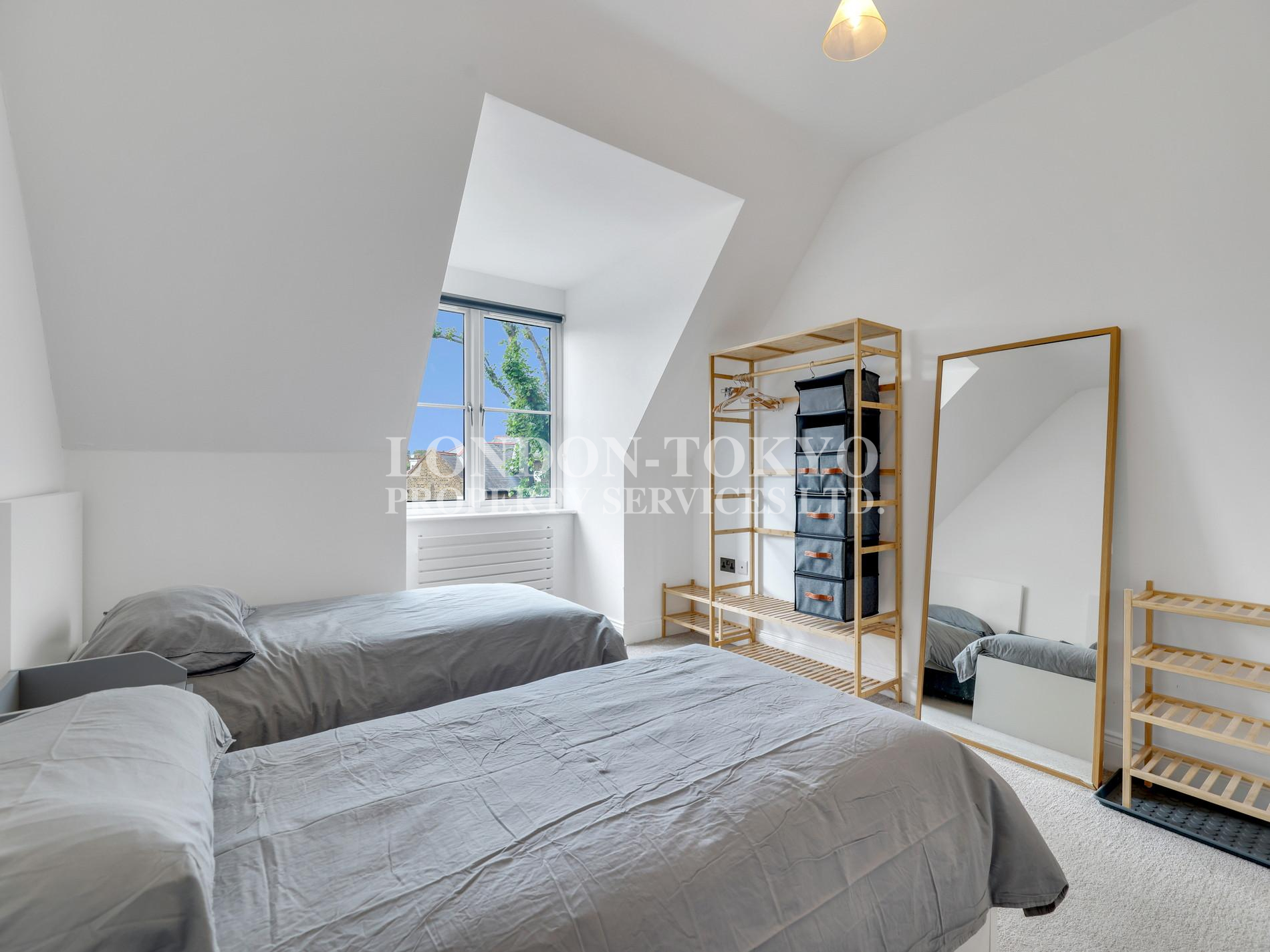 Creffield Lodge W5 :: London-Tokyo Property Service