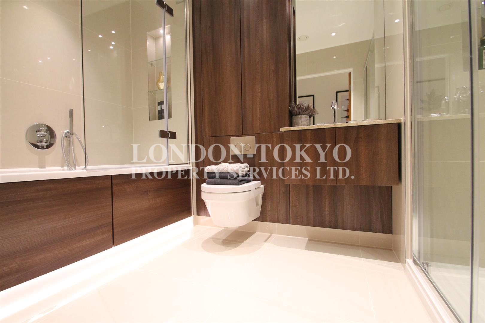 Longfield Avenue W5 :: London-Tokyo Property Service