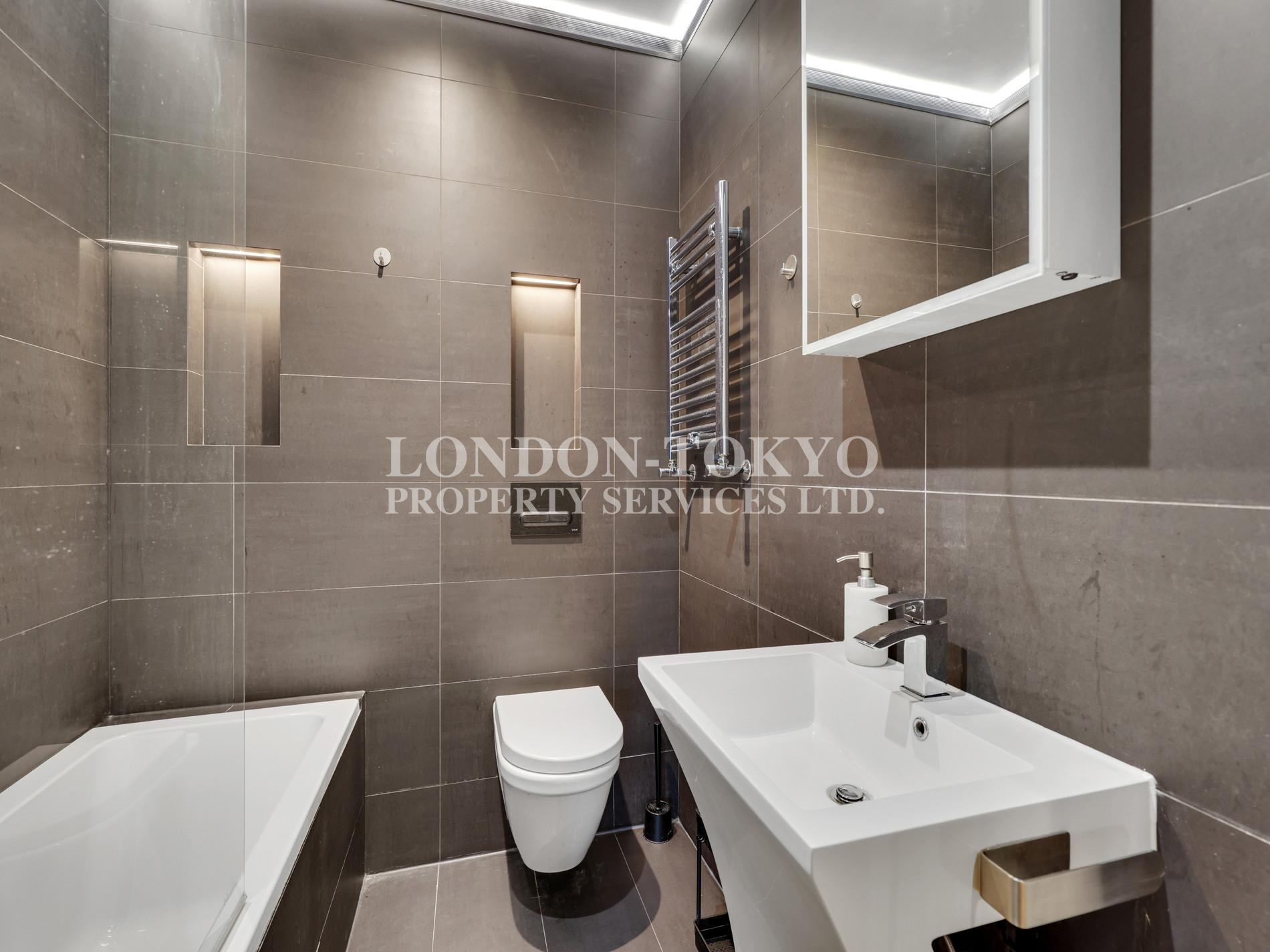 Creffield Lodge W5 :: London-Tokyo Property Service
