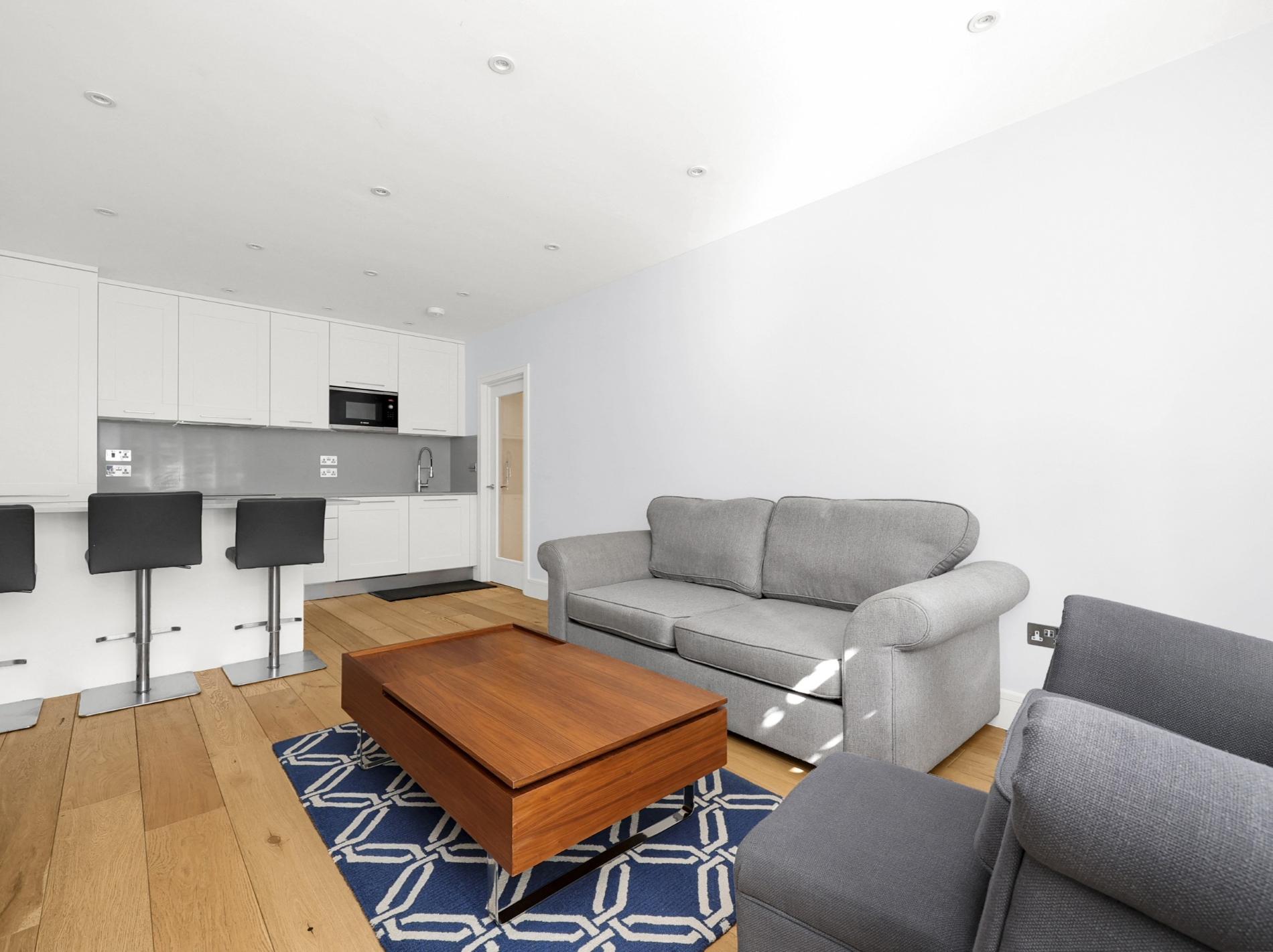 Grove End Gardens, Grove End Road